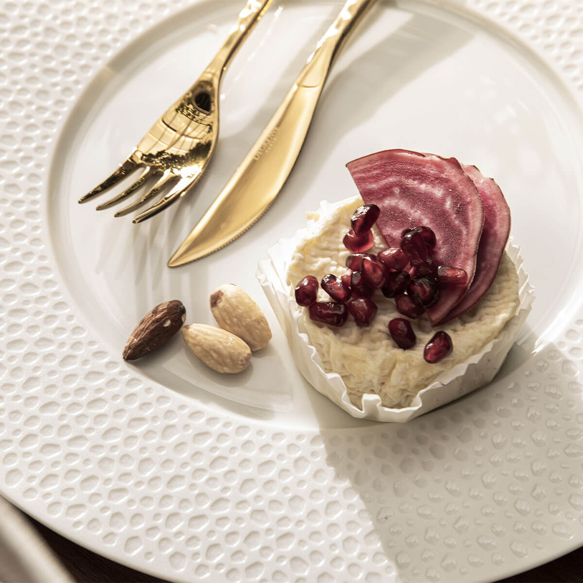 PERLES DE ROSEE BLANCHES Assiette plate ronde 27,9 cm