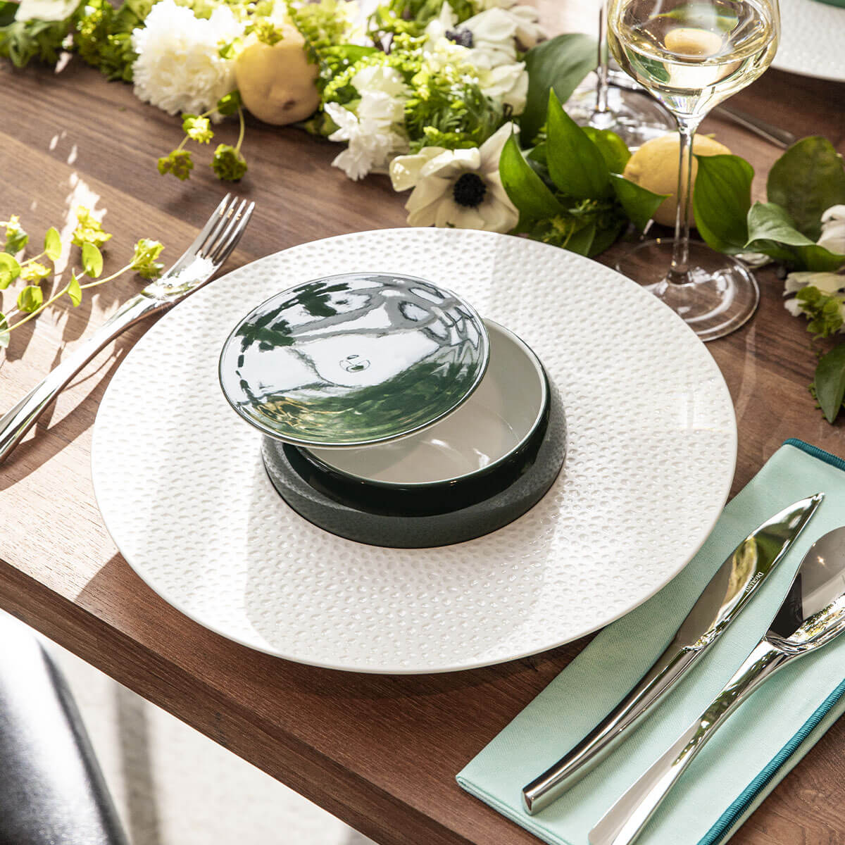 PERLES DE ROSEE BLANCHES Assiette gourmet grand bassin 30 cm