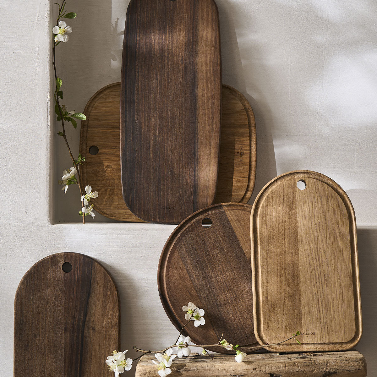 PLANCHES LES ESSENCES Planche à découper en chêne 29 cm