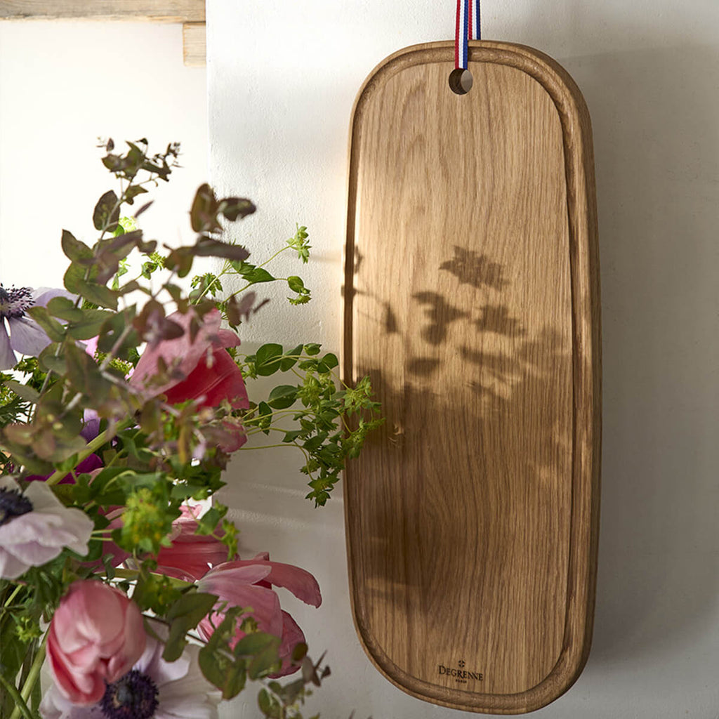 PLANCHES LES ESSENCES Planche à découper en chêne 50 x 21 cm