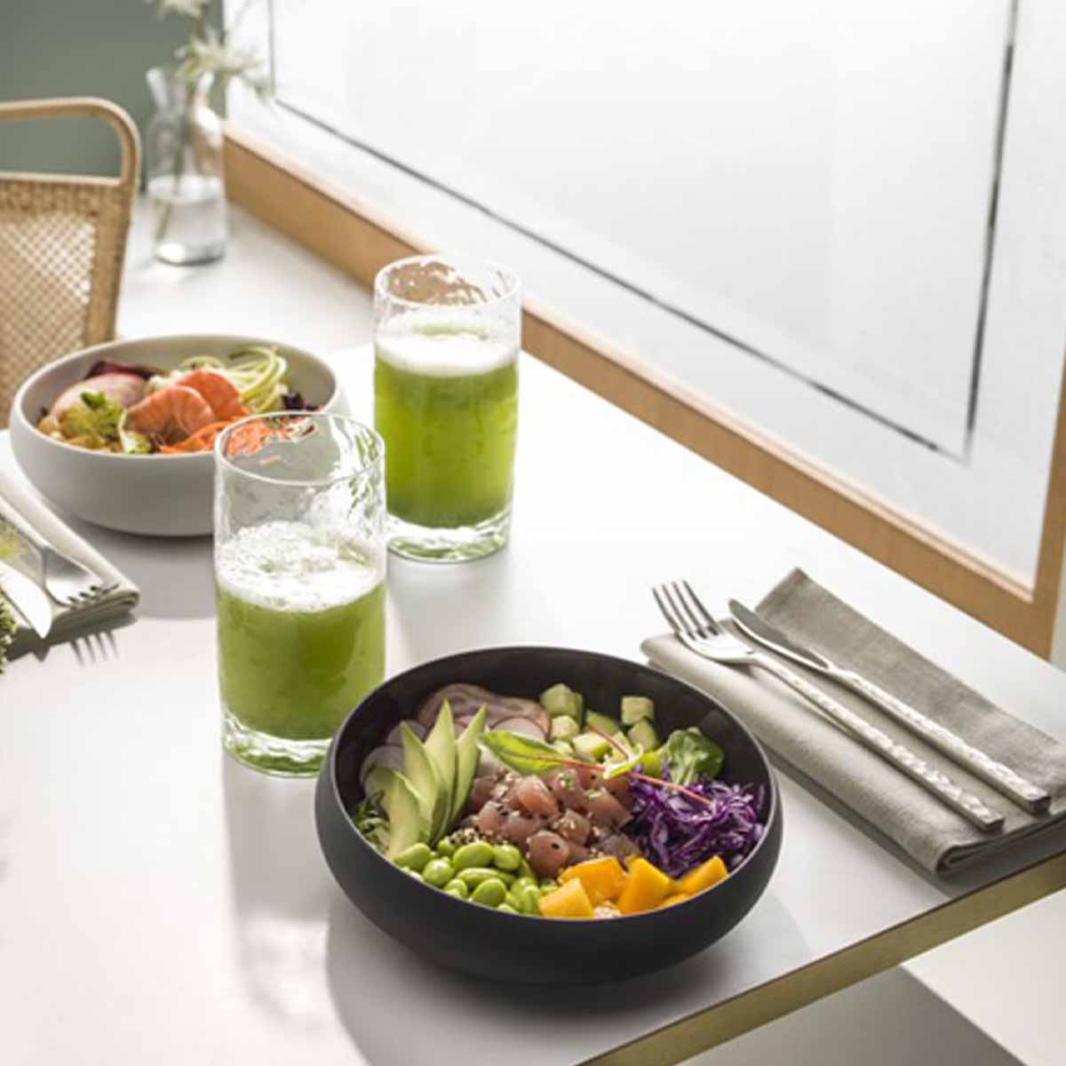 FUSE MARTELE Couteau de table monobloc lame scie