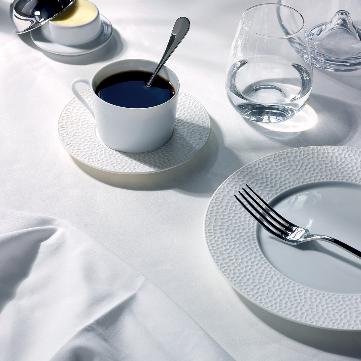 COLLECTION L FRAGMENT BLANC Soucoupe à thé/café 15,8 cm